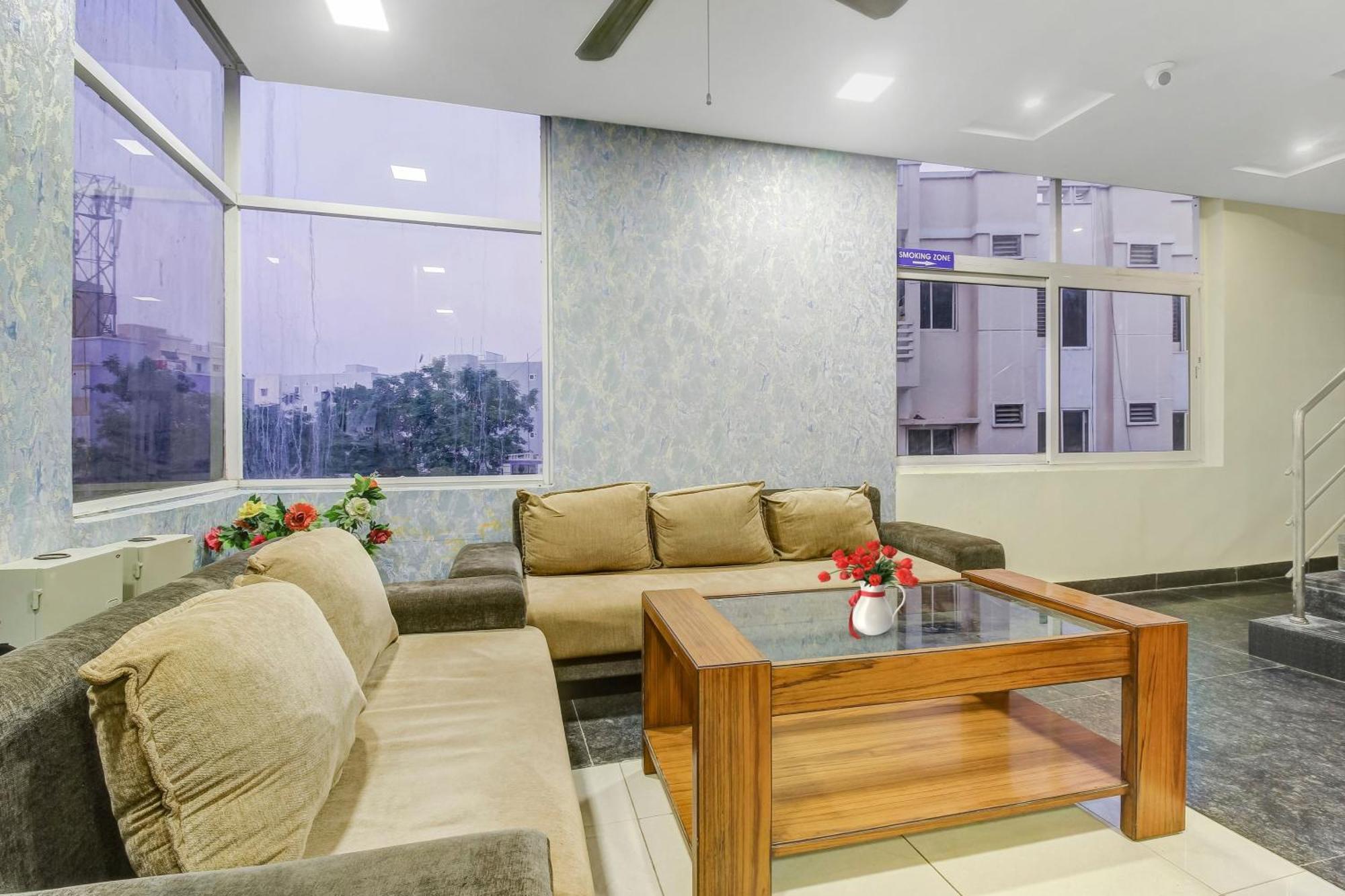 Collection O Galaxy Suites Hyderabad Exterior photo